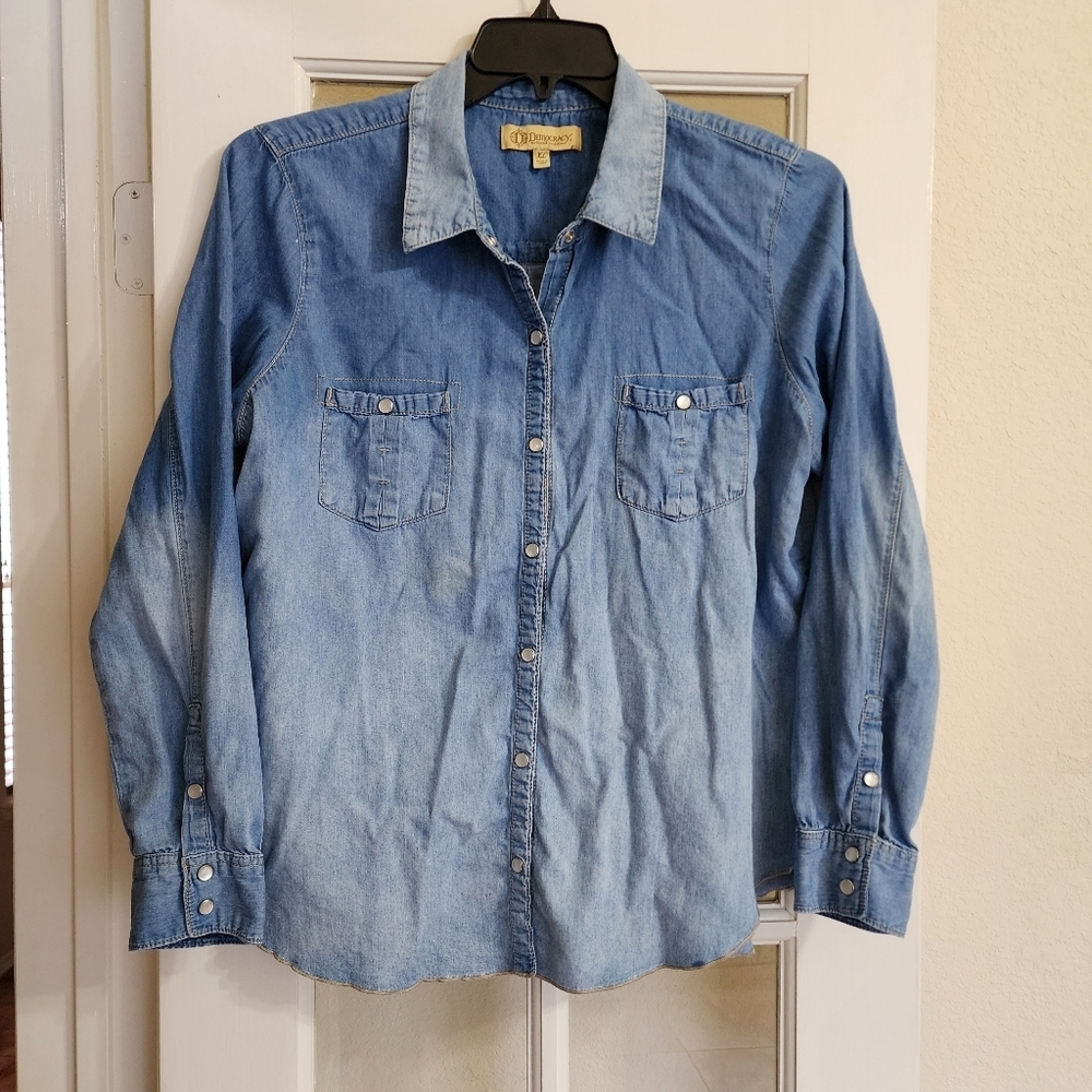 Democracy Women's Chambray Denim Button Down XL Snap Front Ombre Medium Wash